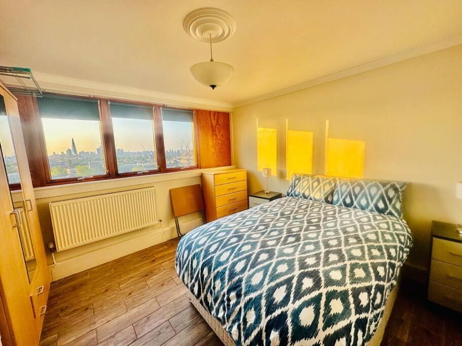 3 Bed Sky Apartment Se15 Peckham London Luaran gambar